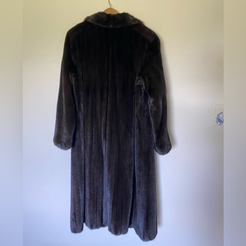 Luxurious 100% Mink Fur Coat